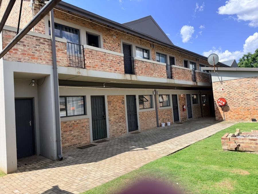 To Let 1 Bedroom Property for Rent in Die Bult North West